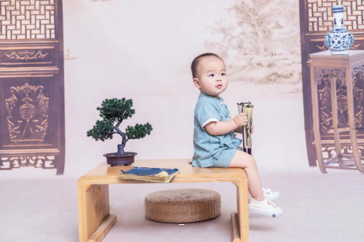 湖南蜡笔小新美伢怀孕
